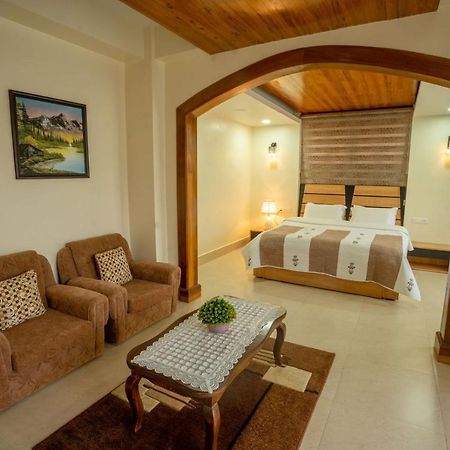 East Land Bed & Breakfast Shillong Bagian luar foto