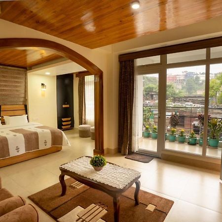 East Land Bed & Breakfast Shillong Bagian luar foto