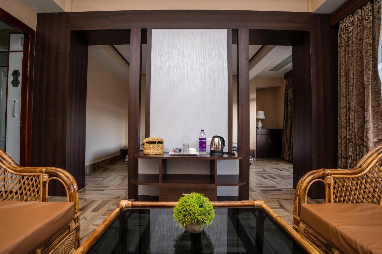 East Land Bed & Breakfast Shillong Bagian luar foto
