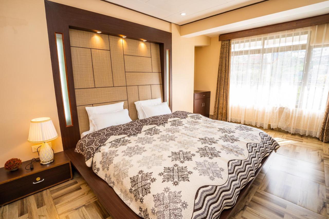 East Land Bed & Breakfast Shillong Bagian luar foto